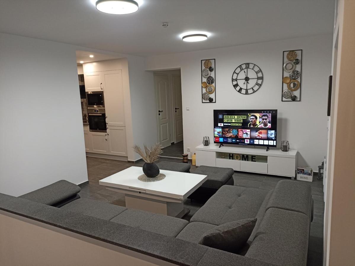Ebs Paradies Rheinhausen Buitenkant foto