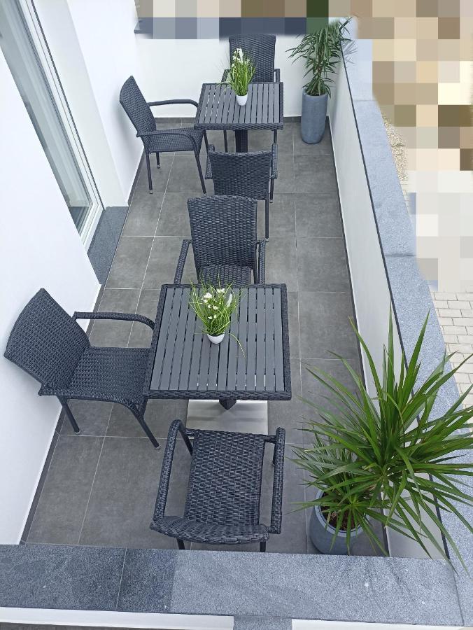 Ebs Paradies Rheinhausen Buitenkant foto